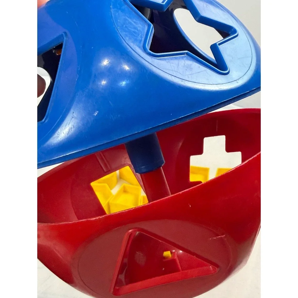 Vintage Tupperware Shape O Toy Red Blue Ball Sorter with 10 Yellow Shapes 1-10